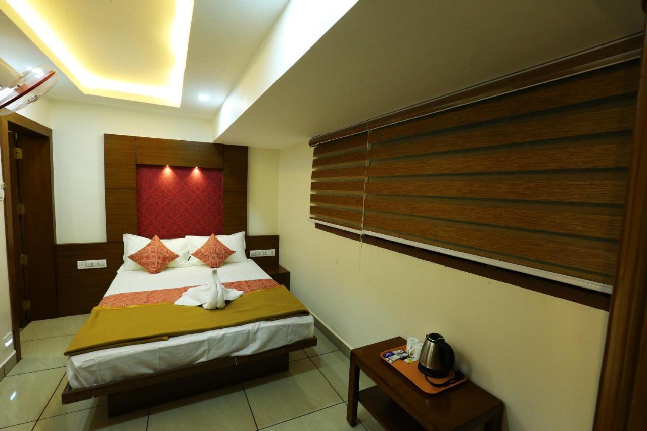 Ahlan Luxury Rooms Kochi Eksteriør billede